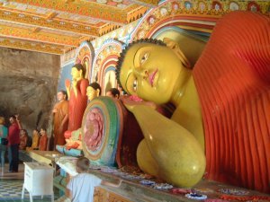 Image of Buddha in Anuradhapura